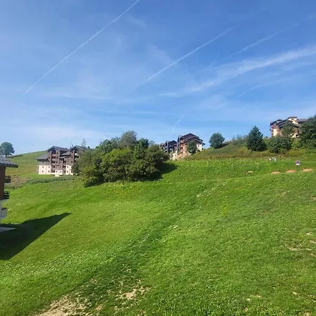 Combe Blanche 2212 مانيجود